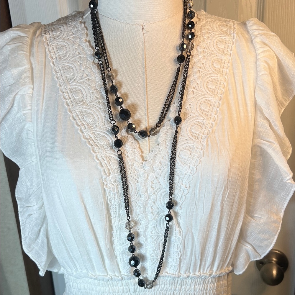 Elegant Black and Silver Beaded Necklace